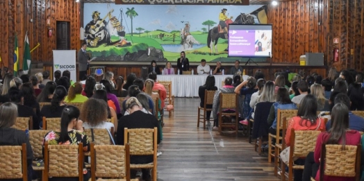 Educação de São Miguel do Iguaçu realiza encontro com professores para início do 2º semestre letivo