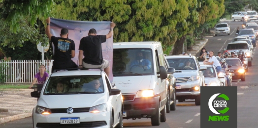 Em cortejo, familiares e amigos dão o último adeus à Marlon Marafon em Santa Helena