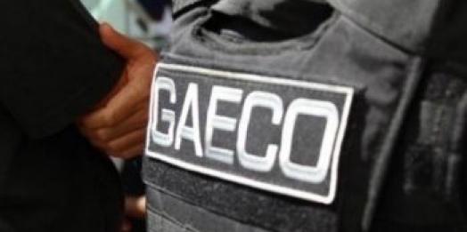 Equipes do Gaeco cumprem mandados de busca e apreensão na prefeitura e empresas de Foz do Iguaçu