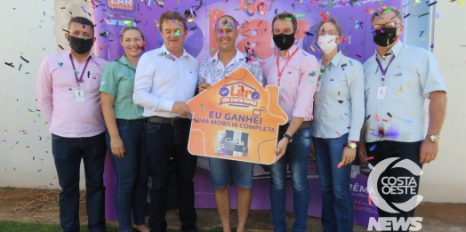 Ganhador da mobília do 2º sorteio da Campanha ‘Seu Lar de Cara Nova’ é de Santa Helena