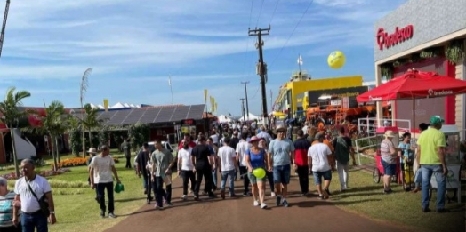 Governo Municipal de Serranópolis do Iguaçu disponibiliza transporte gratuito para o Show Rural 2025