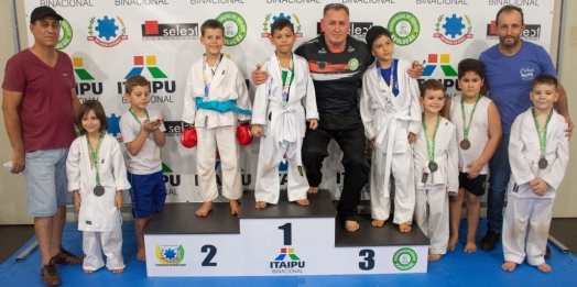 III Campeonato Municipal de Karatê reúne crianças e adolescentes de São Miguel do Iguaçu