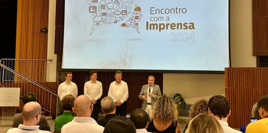 LAR celebra conquistas durante encontro com a imprensa