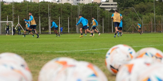 Manhã de sábado com treinamento focado na parte técnica