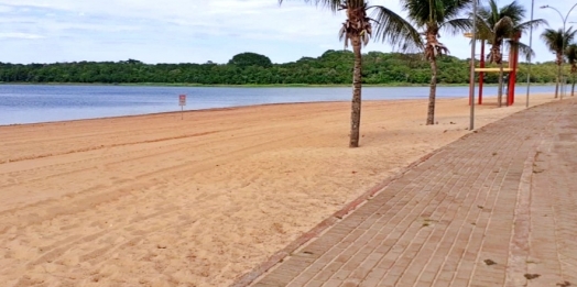 Manutenção constante do Balneário Jacutinga deixa a prainha mais bonita e acolhedora para os visitantes