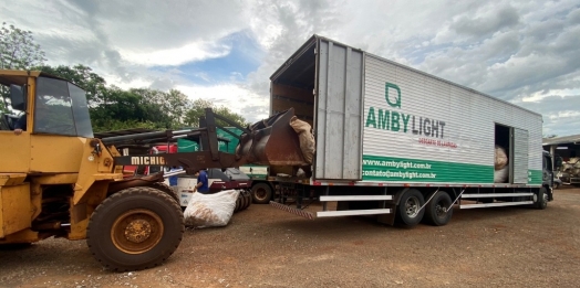 Medianeira encaminha mais de 12 mil lâmpadas para reciclagem especializada