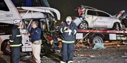 Motorista da Viação Catarinense morre em grave acidente, na BR-277