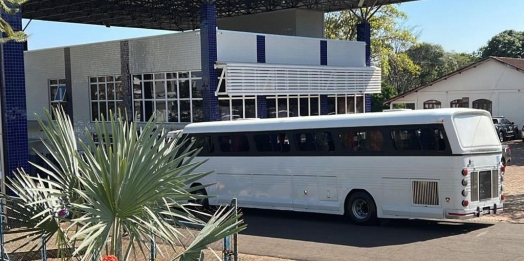 Ônibus é retido pela RF com 50 mil dólares em mercadorias, em Medianeira