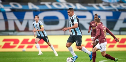 Ouça os gols: Grêmio perde de virada para a LDU e está eliminado da Sul-Americana