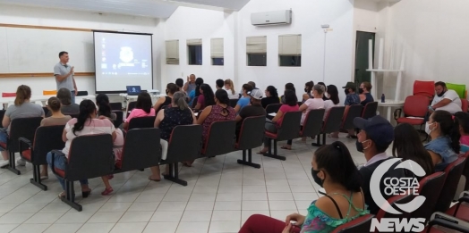 Palestra aborda dependência química através do Grupo Amor Exigente em Santa Helena