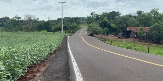 Parceria entre Itaipu e prefeitura de Toledo permite renovação da estrada do Morro do Otávio