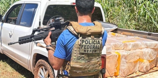 PF apreende uma tonelada de droga em Santa Helena e apreende veículos