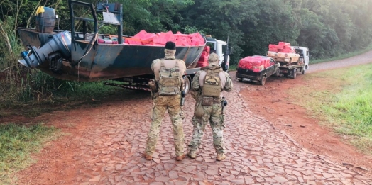 PF, BPFRON e BOPE apreendem uma embarcação e dois veículos às margens do Lago de Itaipu