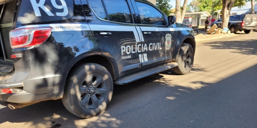 Polícia Civil realiza operação contra tráfico de drogas em Santa Helena, com apoio da Polícia Militar e Núcleo de Operação com Cães da PCPR