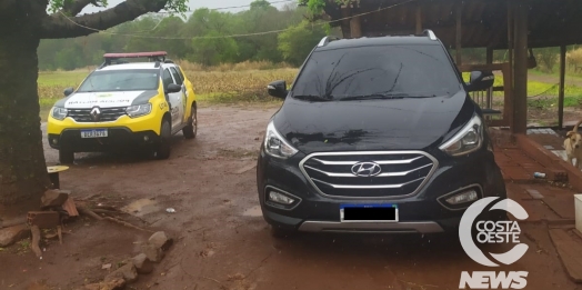 Polícia Militar estoura depósito de drogas em Santa Helena, apreende veículos e detém uma pessoa