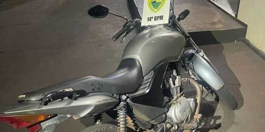 Polícia Militar recupera motocicleta furtada em Medianeira