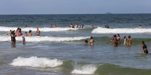 Praias do Paraná estão com 19 pontos impróprios para banho