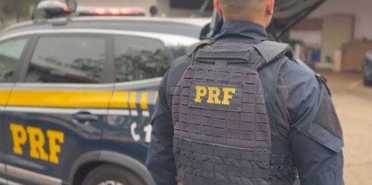 PRF deflagra Operação Choque de Ordem II em Foz do Iguaçu e cumpre mandado de prisão na região da Ponte da Amizade