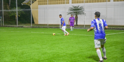 Quadra de futebol em grama sintética do Centro Esportivo Natalino Spada é revitalizada em Santa Terezinha de Itaipu