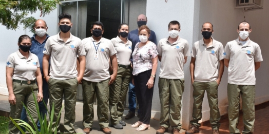 São Miguel do Iguaçu entrega uniformes novos para os Agentes de Combate a Endemias