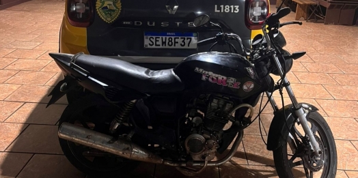 São Miguel do Iguaçu: Polícia Militar apreende moto com placa adulterada