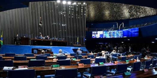 Senado aprova medida provisória que cria Auxílio Brasil