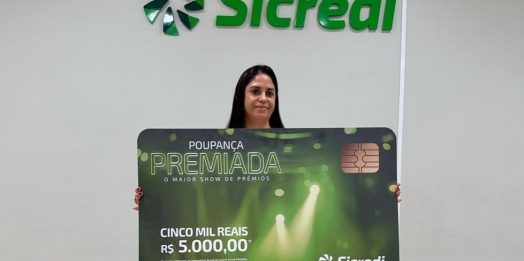 Sicredi entrega prêmio da Poupança Premiada