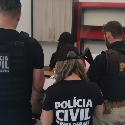 Ação conjunta Polícia Civil de Minas Gerais e PRF cumpre mandados em Santa Helena, Itaipulândia e mais duas cidades