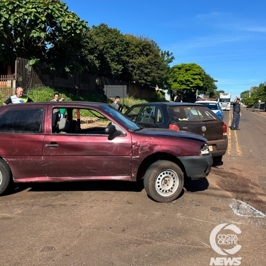 Acidente entre dois carros deixa feridos na PR-497 em São Miguel do Iguaçu