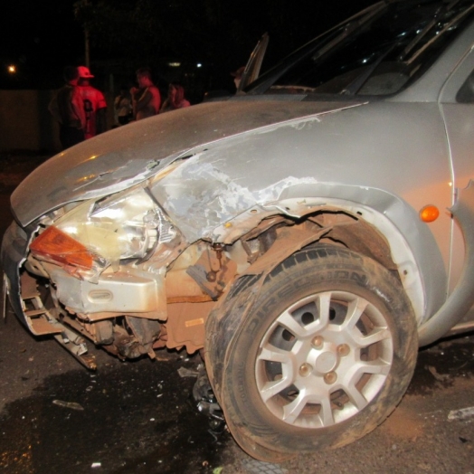 Acidente entre veículos resulta com um ferido no bairro Vila Rica em Santa Helena