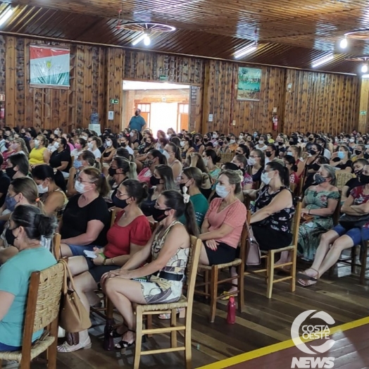 Ano letivo inicia em São Miguel do Iguaçu com palestras para os profissionais da educação