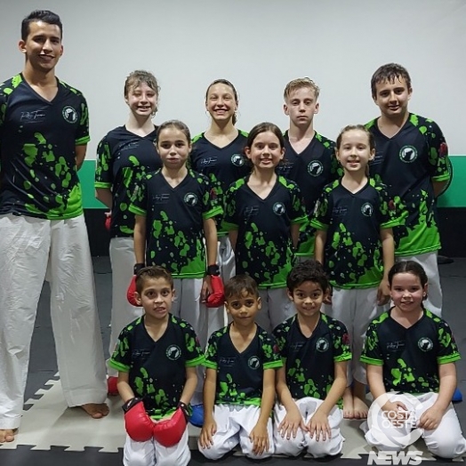 Atletas de karatê de são Miguel do Iguaçu se preparam para jogos escolares em Campo Mourão