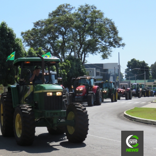 Mobilização em apoio ao governo Bolsonaro é realizado em Santa Helena