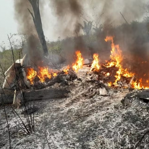 Avião de pequeno porte cai e deixa 5 mortos em Apiacás, na zona rural de Mato Grosso