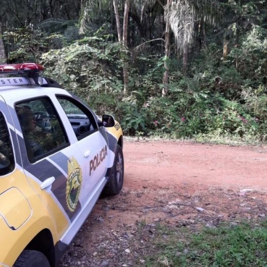 Bandidos levam camionete e pertences de vítima em assalto em Santa Helena