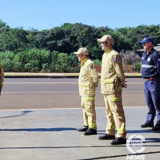 Bombeiros e Defesa Civil de Santa Helena realizam homenagem ao Cb. Ricieri