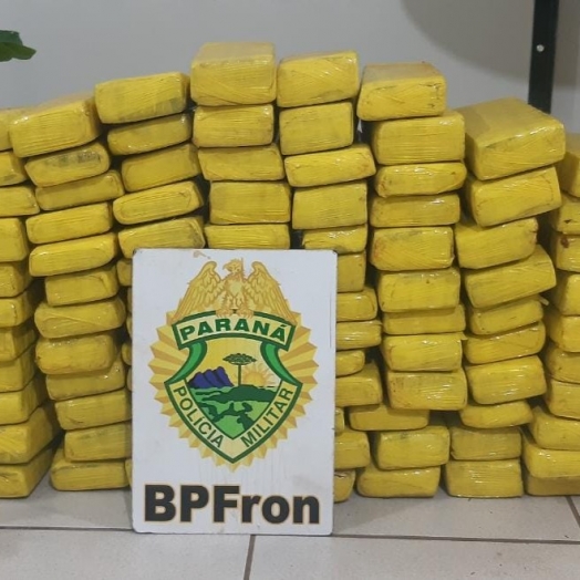 BPFRON apreende veículo carregado com maconha em Itaipulândia