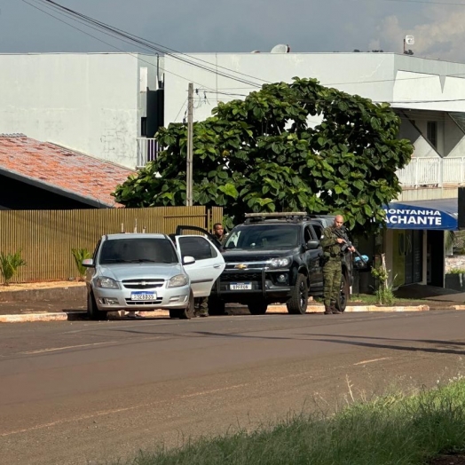 BPFRON realiza abordagem de veículo suspeito em São Miguel do Iguaçu