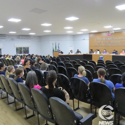 Câmara de Santa Helena aprova em primeira votação reajuste salarial para professores