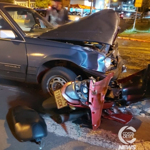 Carro invade pista e atinge motocicleta em São Miguel do Iguaçu