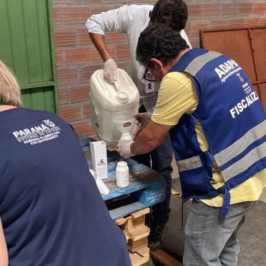 Cascavel e Terra Roxa: Adapar apoia ação do Gaeco contra venda irregular de agrotóxicos