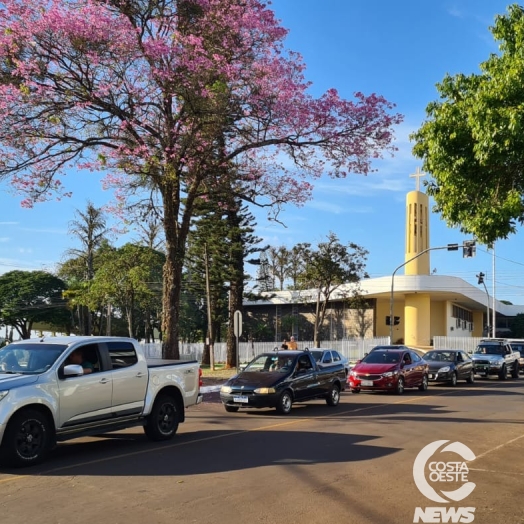 Centenas de veículos participam da procissão e Festa de São Cristóvão em Medianeira