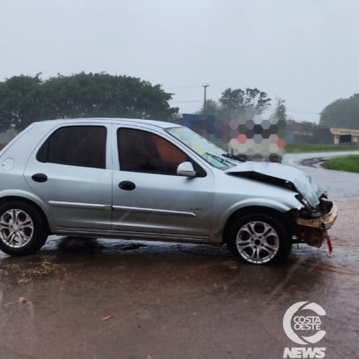 Colisão envolvendo caminhão e carro é registrada em São Miguel do Iguaçu