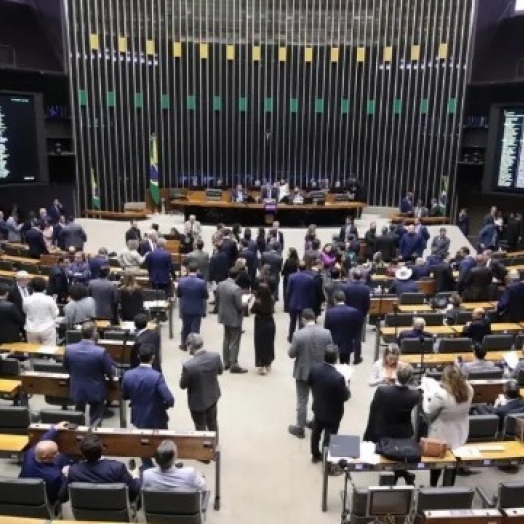 Com fim do DPVAT, Câmara conclui votação do primeiro projeto do pacote fiscal