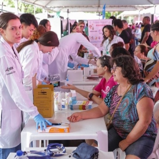 Com foco na saúde, Governo promove Paraná Rosa em Ação em Foz do Iguaçu em março