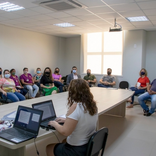 Comissão debate serviço de Escuta Especializada em Medianeira