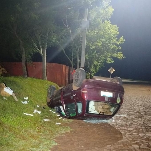 Condutor é preso por embriaguez em Santa Helena após se envolver em acidente