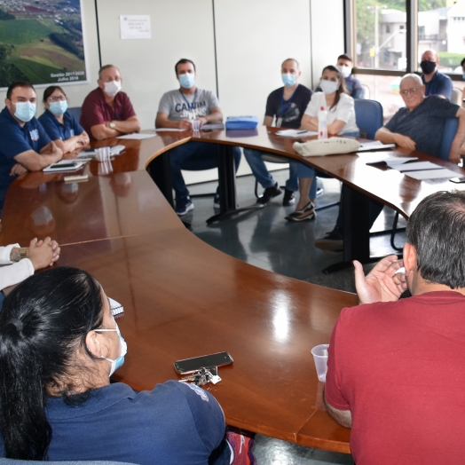 Conselho Municipal de Saúde elege novo presidente e vice e discute ações com o COE