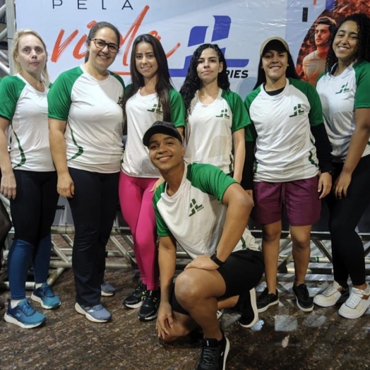 Corrida Pela Vida: Acadêmicos de Educação Física participam de evento em prol do Hospital do Câncer de Cascavel Uopeccan