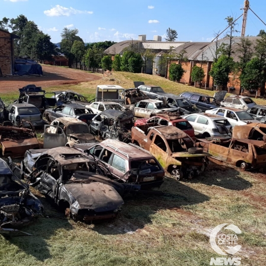 Polícia Civil de São Miguel do Iguaçu promove mutirão de destruição de veículos inservíveis em parceria com instituições locais